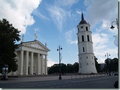 VILNIUS - Kathedraal en klokketoren