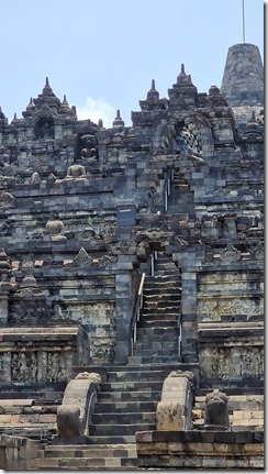  Buddhist temple of Borobudur